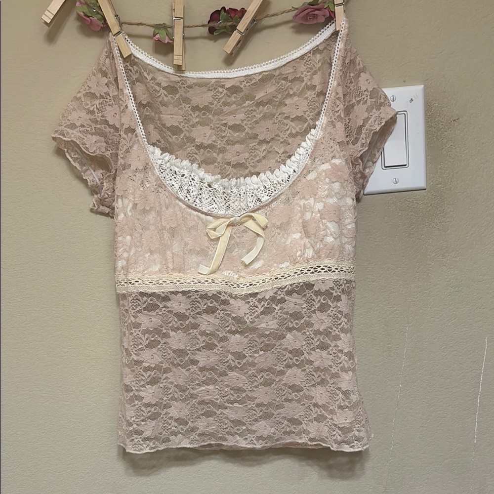 Elegant Lace Women’s Top in Cream